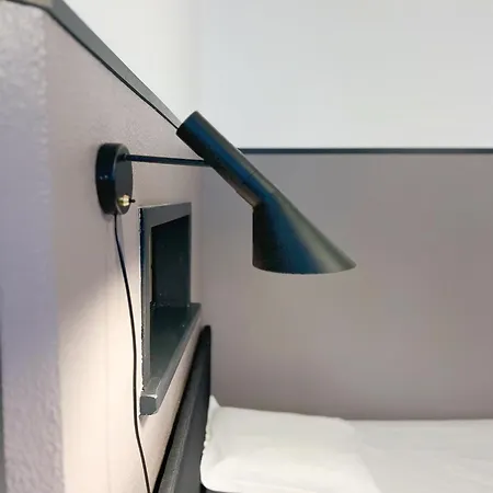 L'industriel De Kleber - Gare - Netflix - Calme Daire