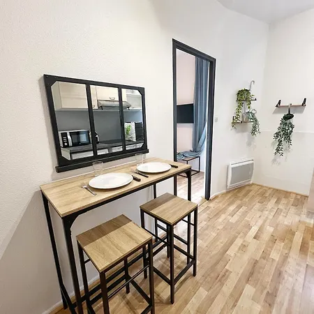 L'industriel De Kléber - Gare - Netflix - Calme *