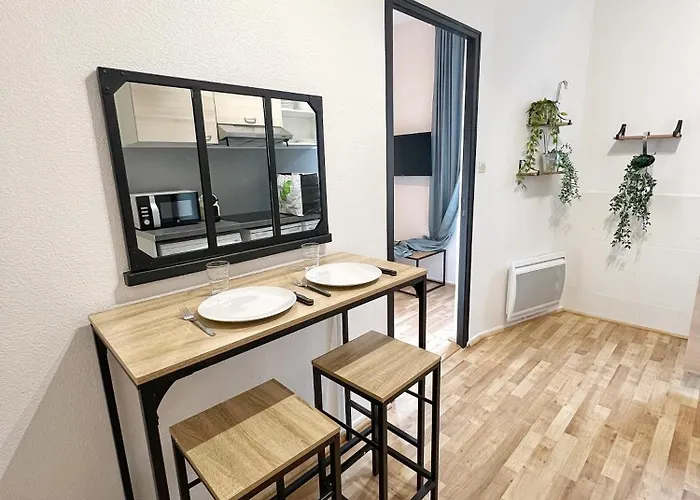 L'industriel De Kléber - Gare - Netflix - Calme *