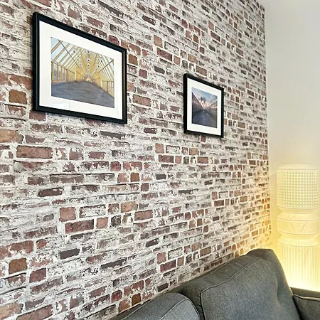 L'industriel De Kléber - Gare - Netflix - Calme *